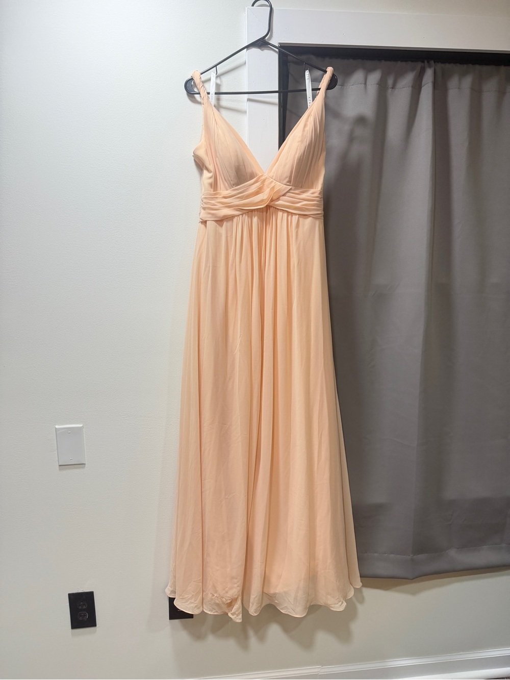 Azazie Peach V-neck Bridesmaid Formal Gown Dress- size 10 low back *ripped hem*